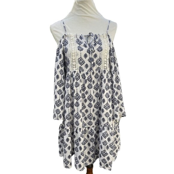 Glamorous Tile Print Cold Shoulder Mini Dress Size Small Lace Insert - Picture 1 of 14